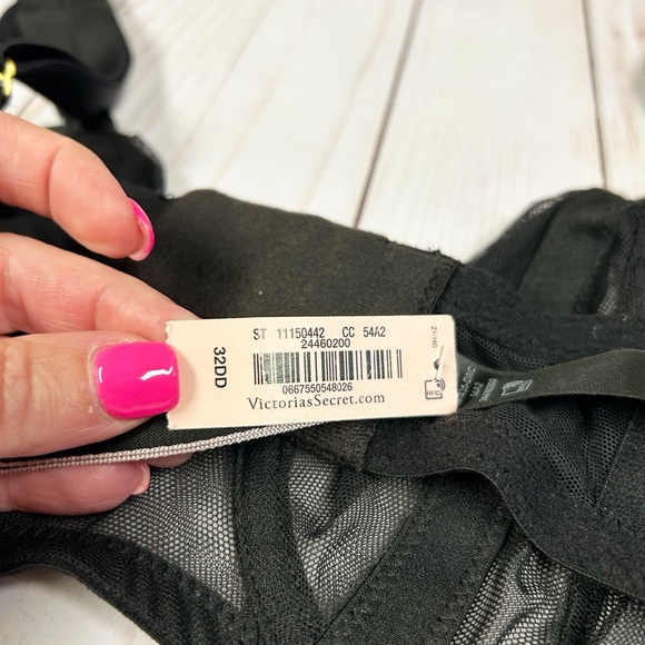 Victoria's Secret Very Sexy Unlined Mesh Balconette Bra Size 32DD Black NWT - Picture 3 of 6